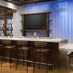 Courtyard By Marriott Los Angeles Woodland Hills